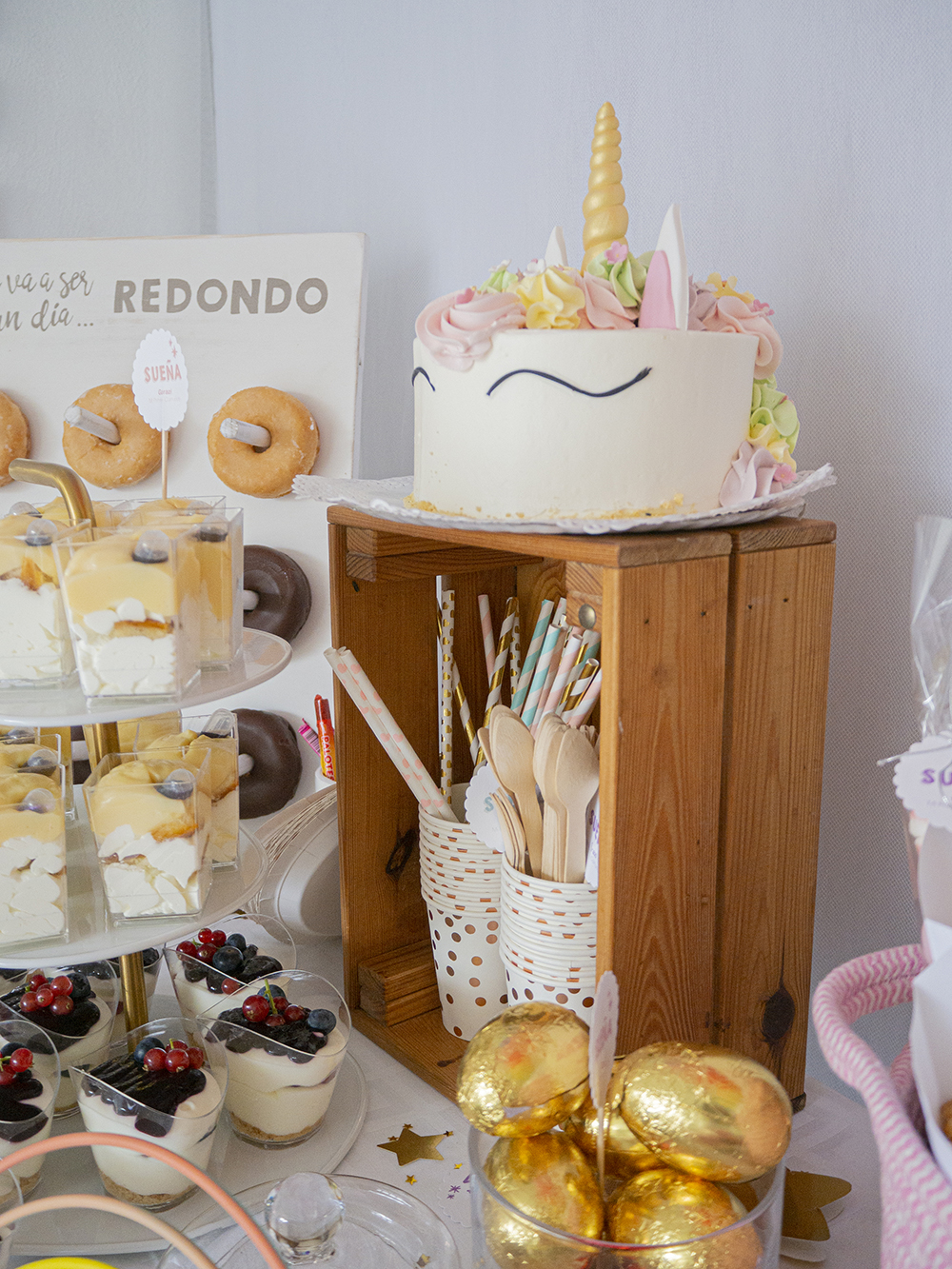 Comunión de la exploradora 2020 ¡Arco iris e deas deco a todo color!18